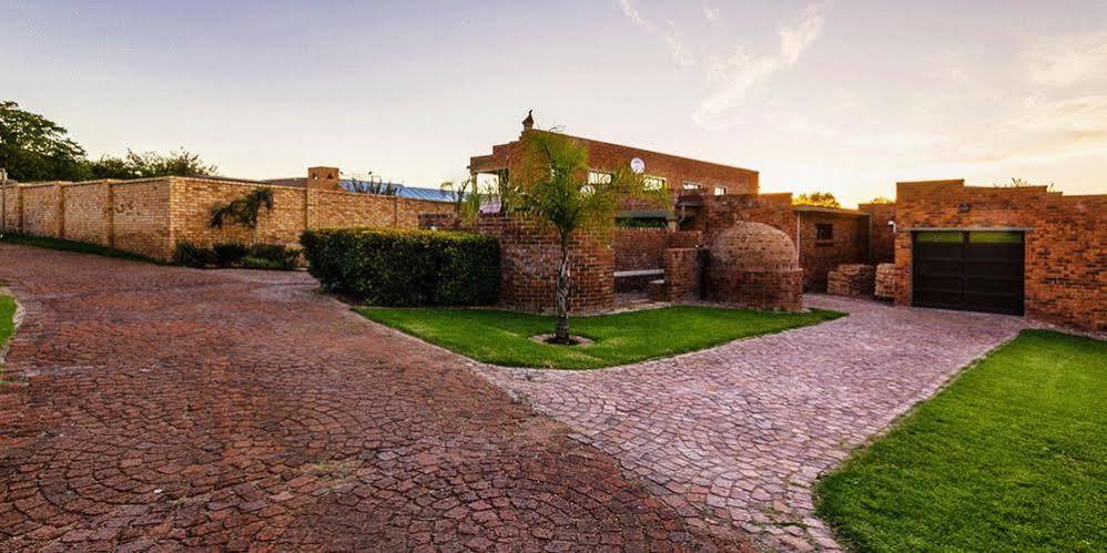 Crystal Rose Lodge Johannesburg Exterior foto