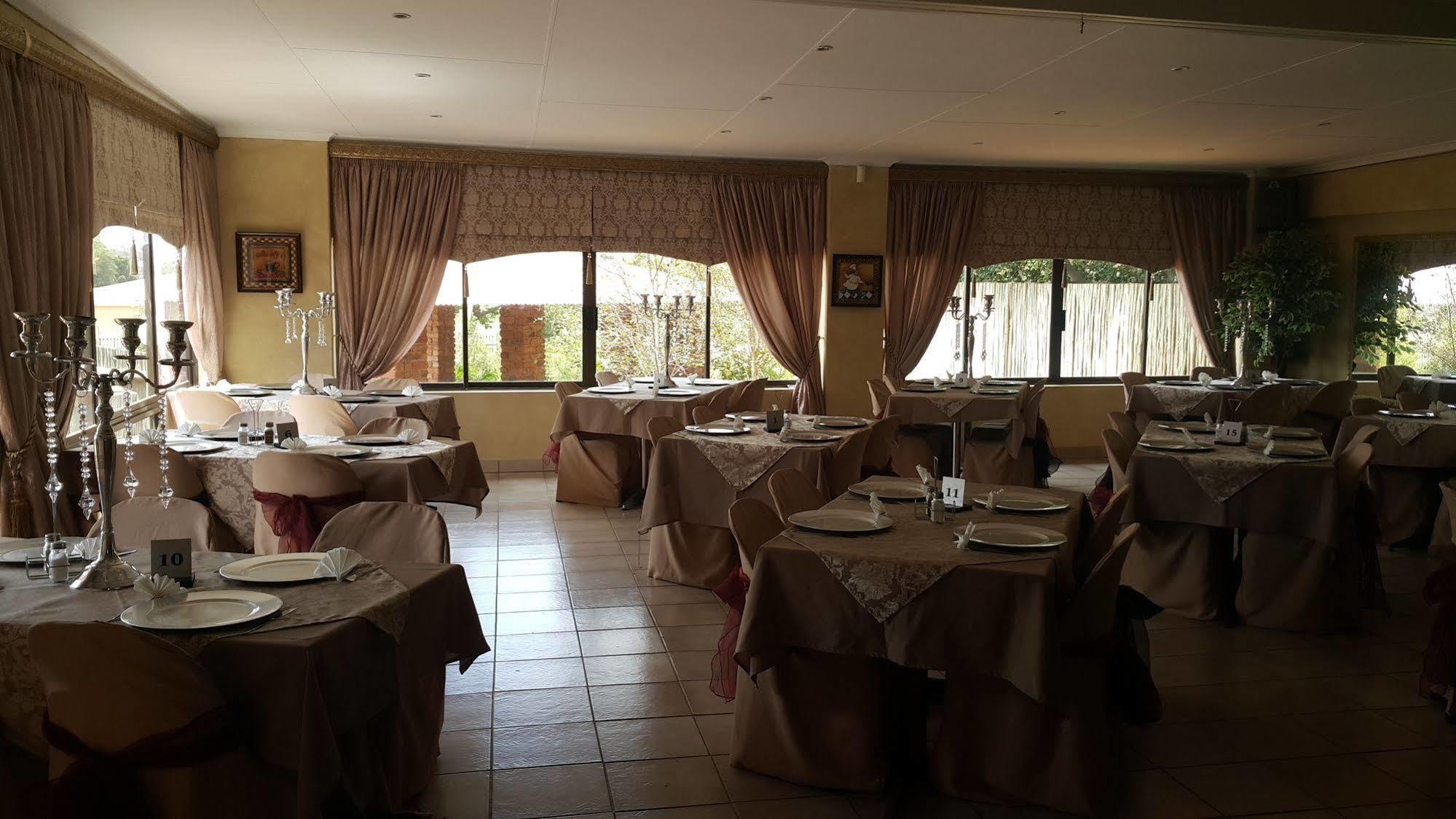 Crystal Rose Lodge Johannesburg Exterior foto